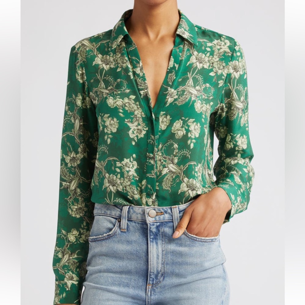 Green Floral silk blouse from Alice and Olivia in size small.